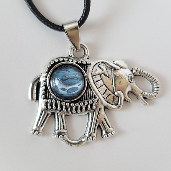Artistic Silver Elephant Necklace with Blue Detail - Picture 1 of 6